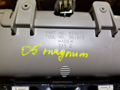 05 06 07 Dodge Magnum Rt Roof Overhead Dome Light Lamp OEM