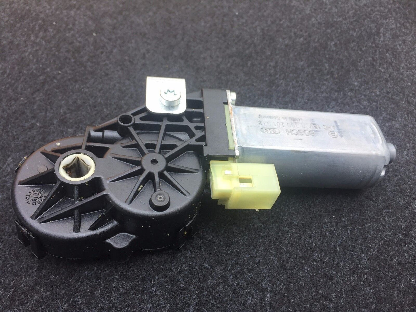 05 06 07 08 09 10 BMW 528ix Front Left Driver Seat Motor OEM