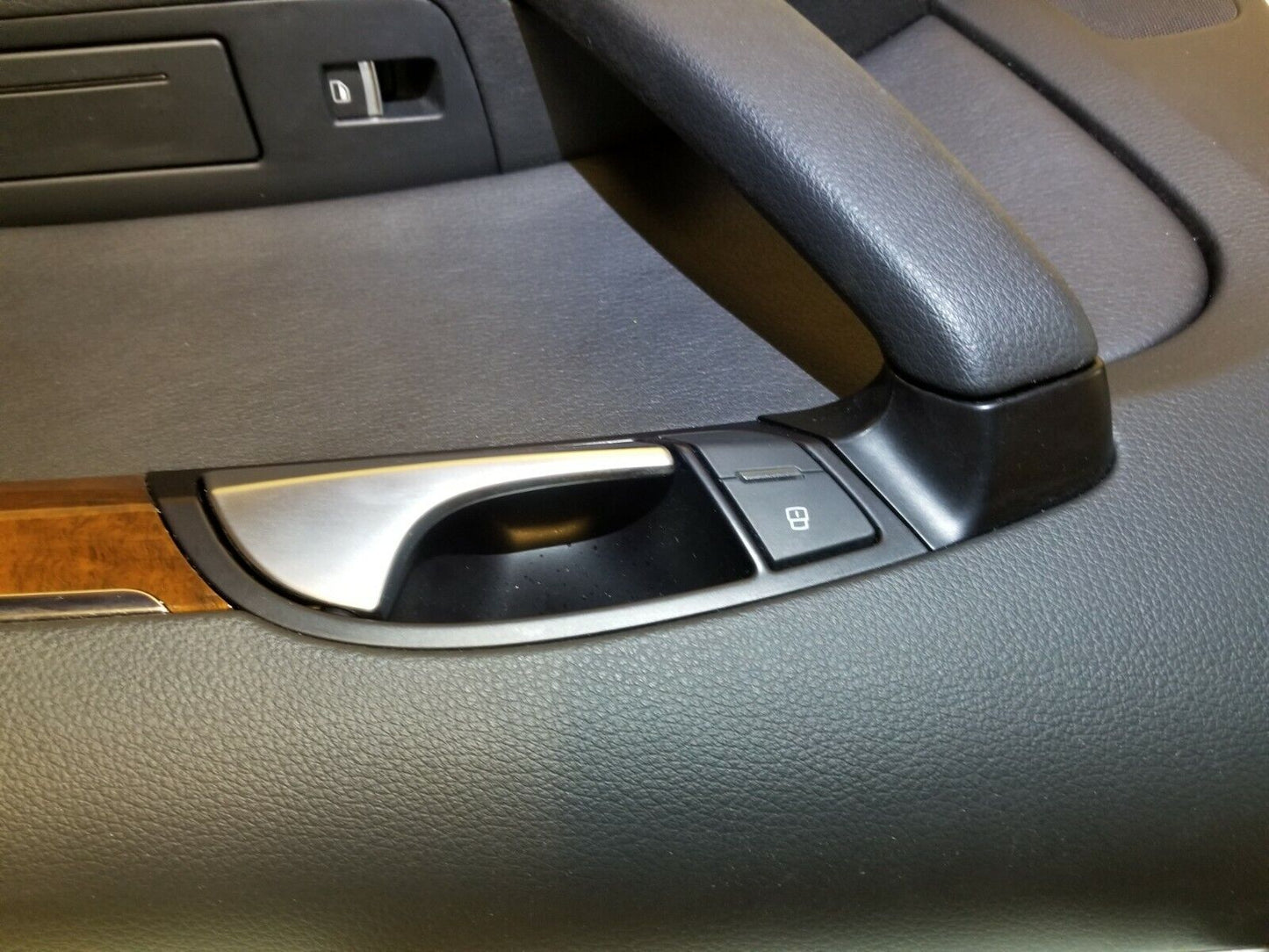 11 12 13 14 15 Audi Q7 Rear Right Passenger Door Panel Trim OEM