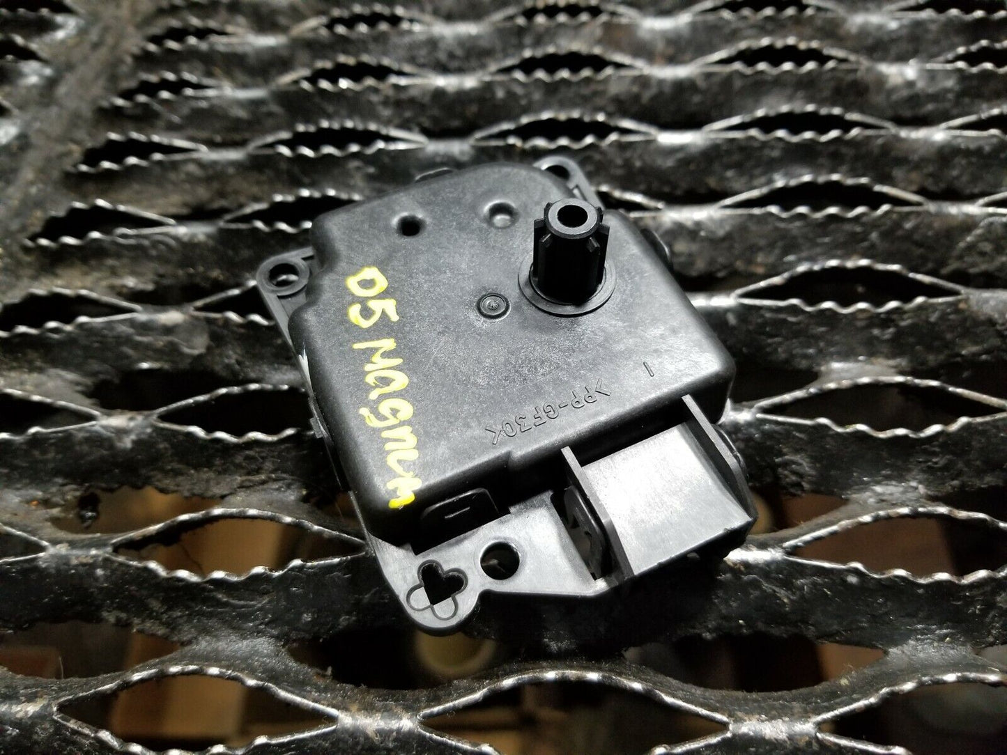 05 06 07 Dodge Magnum HVAC AC Heater Blend Door Actuator Motor OEM