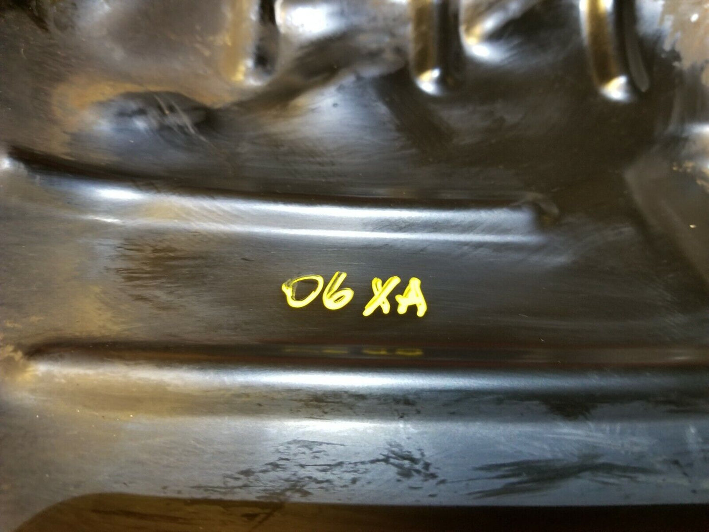 04 05 06 Scion Xa 1.5l Engine Oil Pan OEM