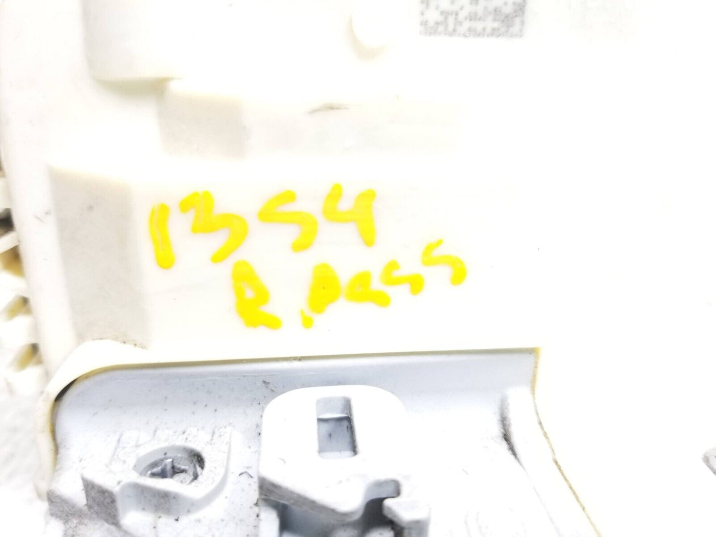 13 14 15 16 Audi A4 S4 Door Lock Latch Actuator Rear Right Passenger Side OEM