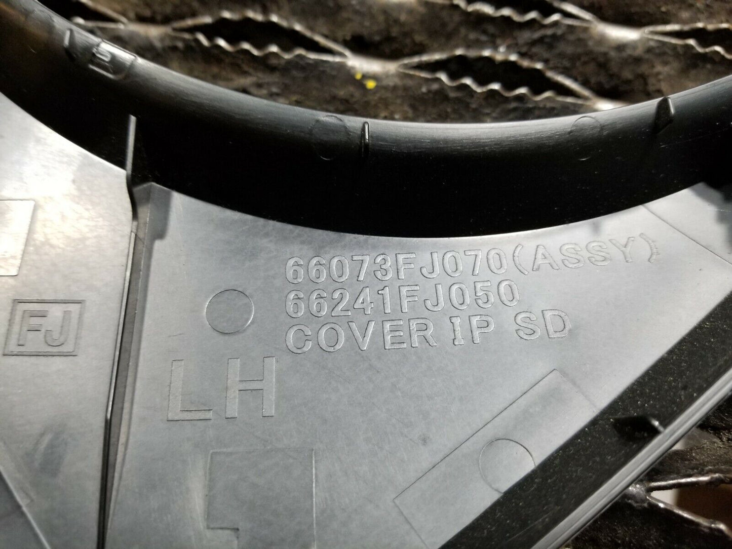 13 14 15 Subaru Xv Crosstrek Dash End Cap Cover Trim Left Driver Side OEM 86k