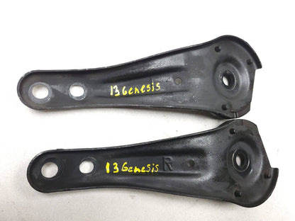 2013-2016 Genesis Coupe Subframe Reinforcement Bracket 2pcs OEM