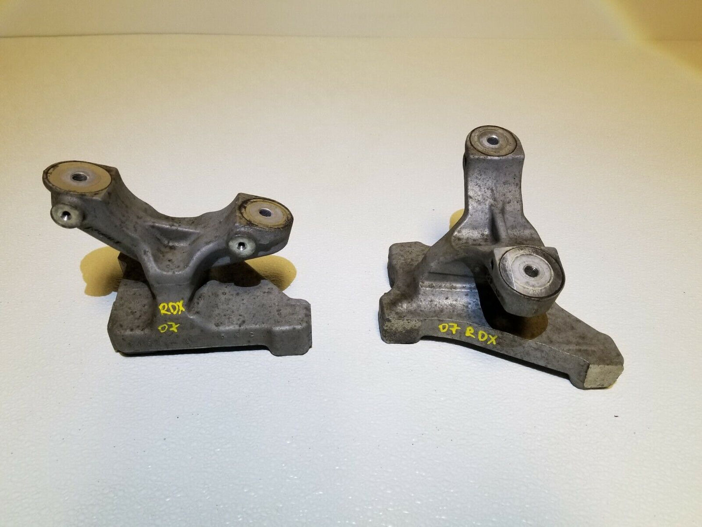 07 08 09 10 11 12 Acura RDX 2.3l Engine Motor Mount Bracket Pair OEM