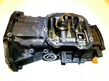 15 16 17 Nissan Versa 1.6l Engine Oil Pan Upper OEM