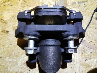 06 07 08 09 10 BMW 650i E63 Rear Brake Caliper Passenger Side Right OEM