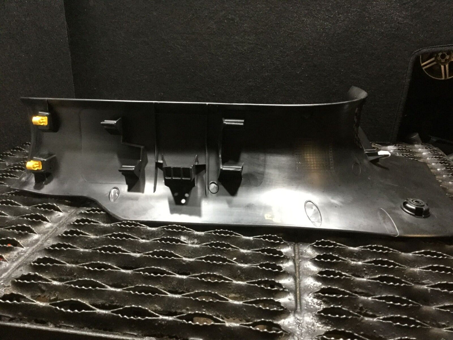 15 16 17 Jeep Renegade Front Right Passenger Side Scuff Plate Trim OEM 7k Miles