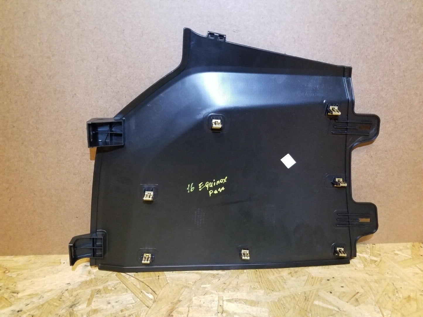 15 16 17 Chevrolet Equinox Center Console Trim Panel Passenger Side Right OEM