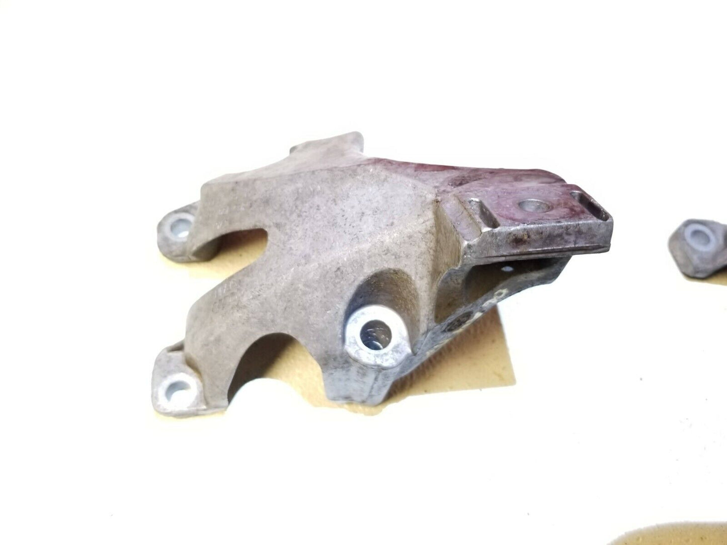 03 04 05 06 Audi A4 B6 3.0l Engine Mount Bracket Left & Right Pair OEM