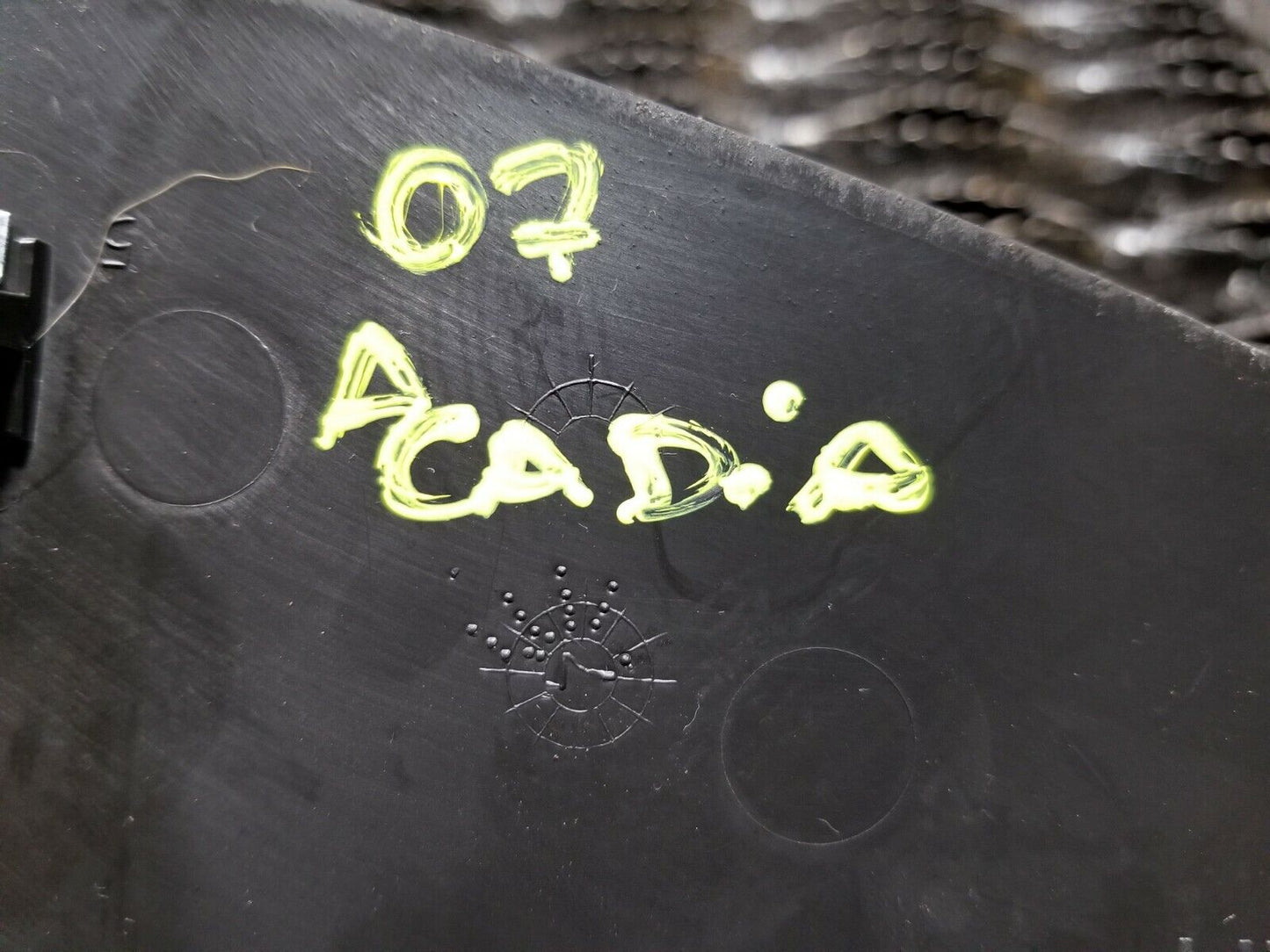 07 08 09 10 11 12 GMC Acadia 3rd Row Seat Armrest W/ Cup Holder Rear Left Lh OEM