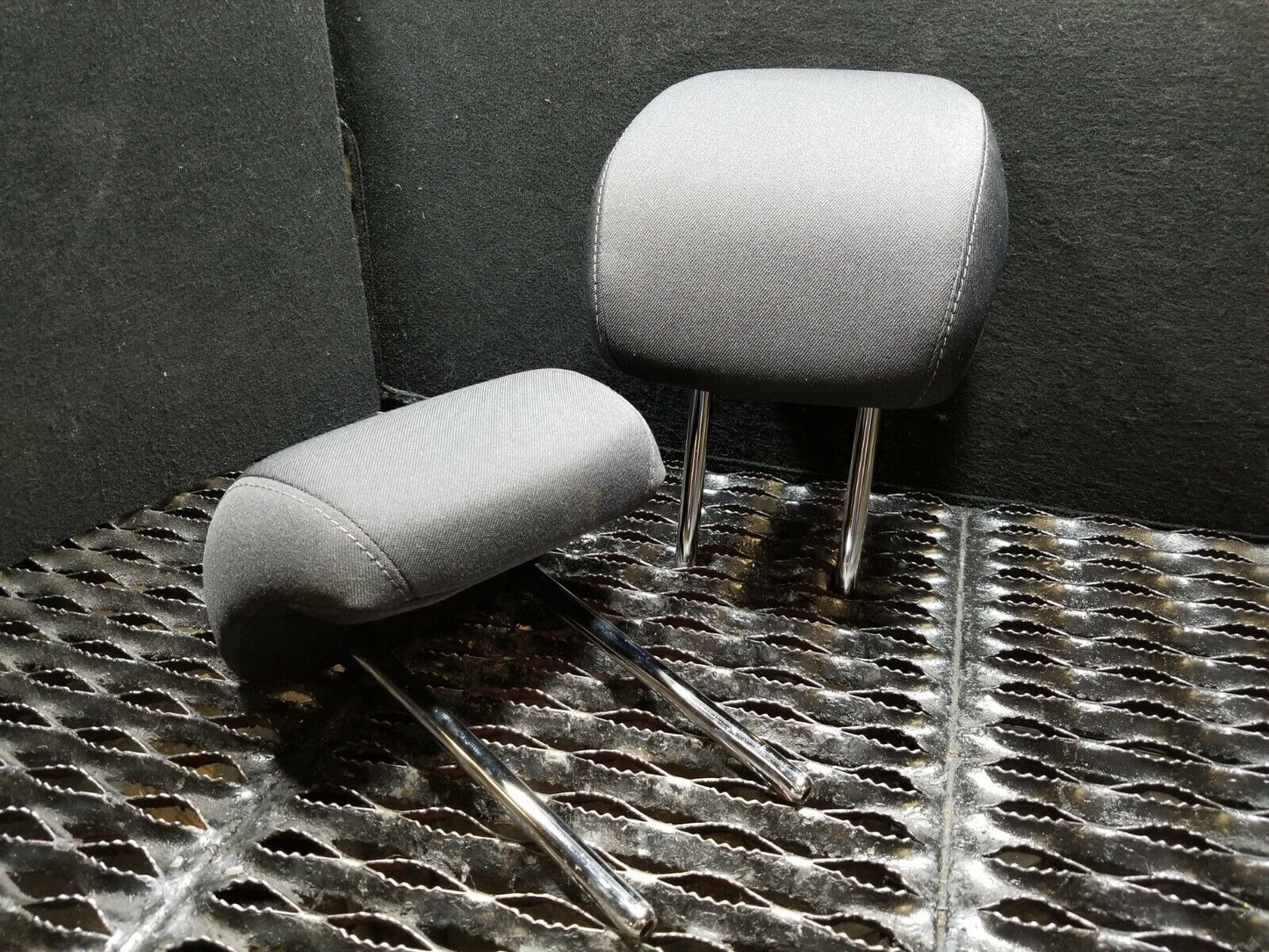 16 17 18 19 Chevrolet Malibu Rear Seat Headrest Head Rest 2pcs  OEM 3k