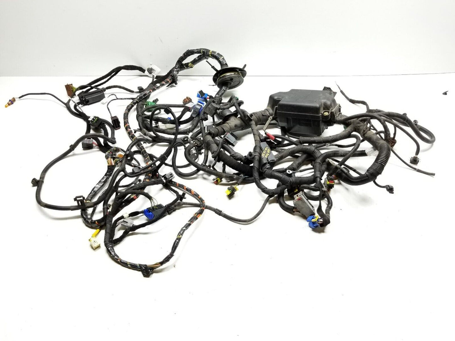 14 15 16 17 Fiat 500l 1.4l At Engine Wire Harness W/ Fuse Box  OEM