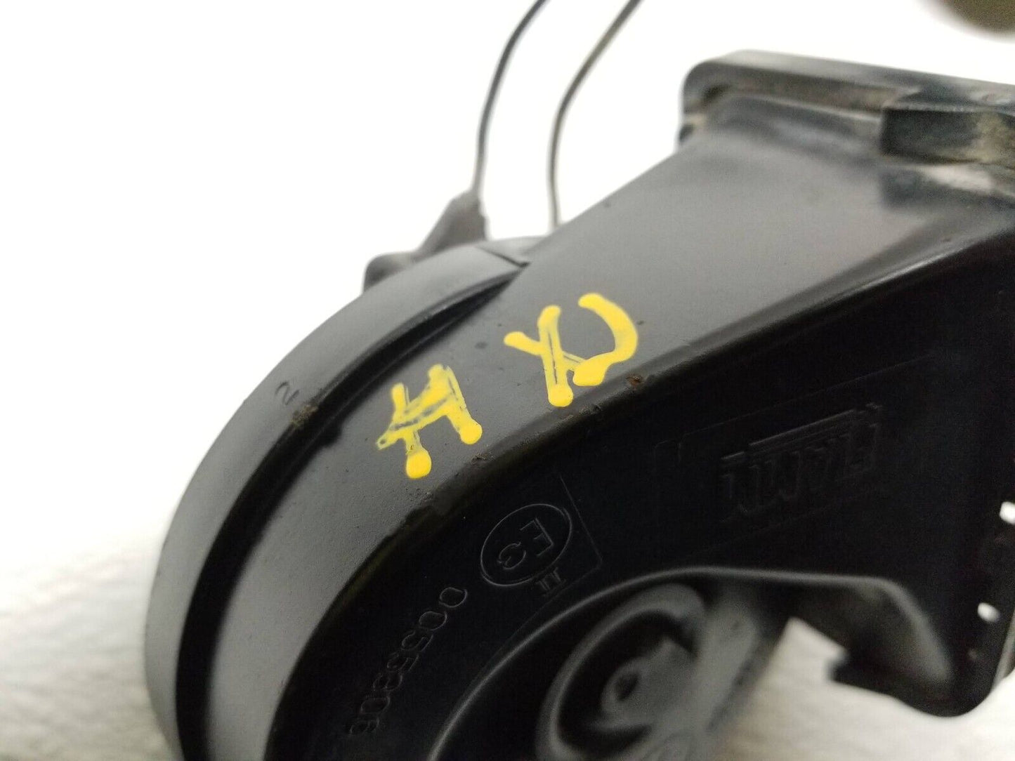 10 11 12 13 Jaguar XJ AC Horn High Low Note Pair OEM