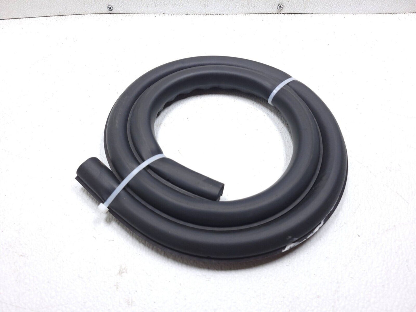 12 13 14 15 16 17 Audi A7 Door Weatherstrip Seal Rear Left Driver Side OEM