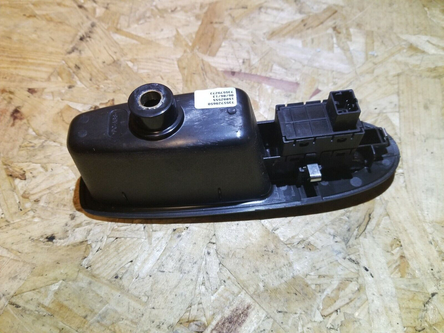 14 15 16 17 Fiat 500l Rear Right Pass Door Power Window Switch OEM