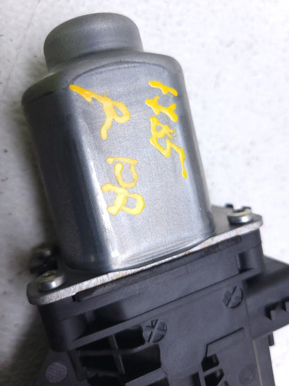 12-19 Volkswagen Passat Rear Window Motordriver Side Left 561959811c OEM