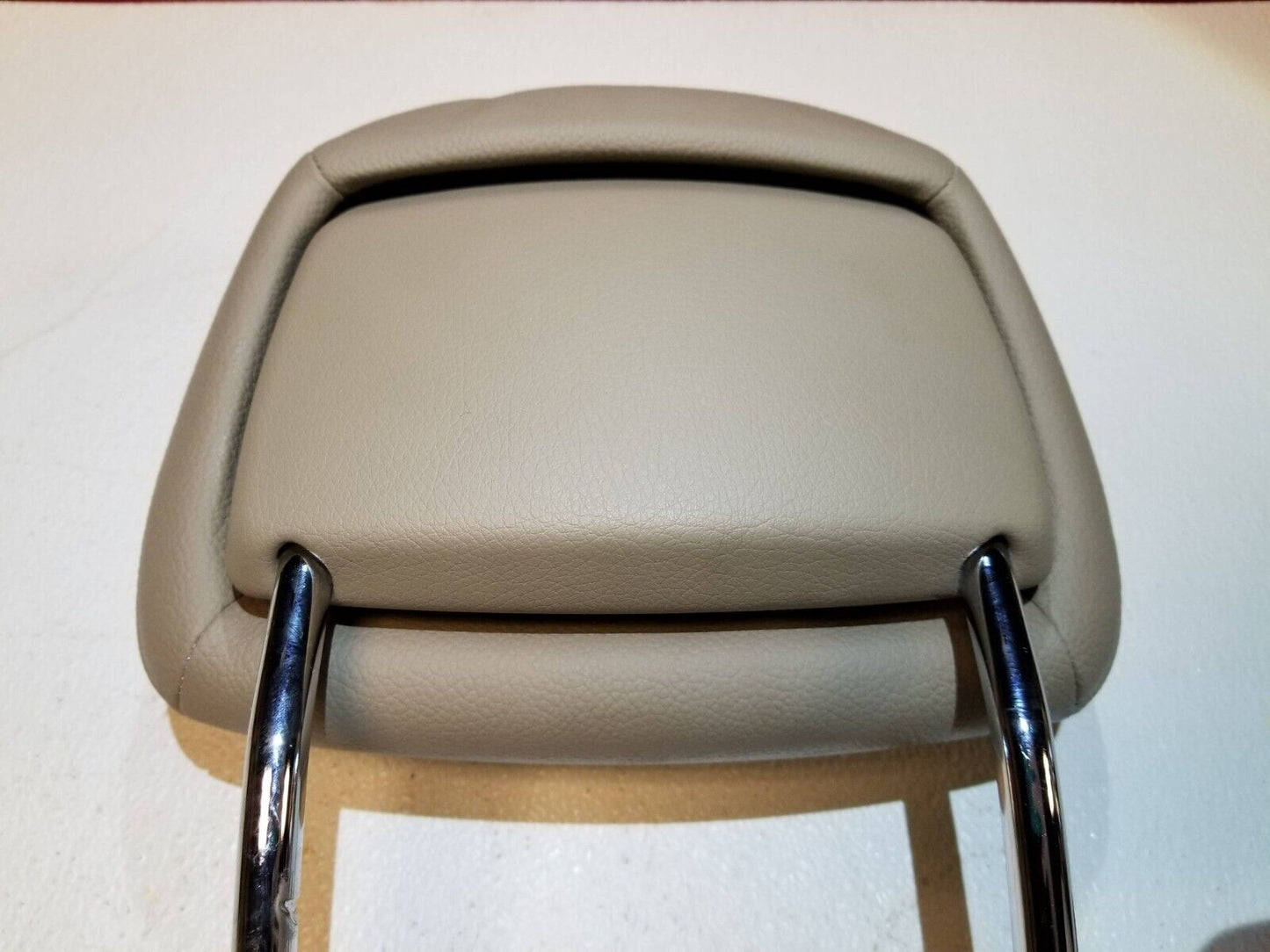 12 13 14 Mercedes-benz C300 Front Left Driver Seat Headrest OEM