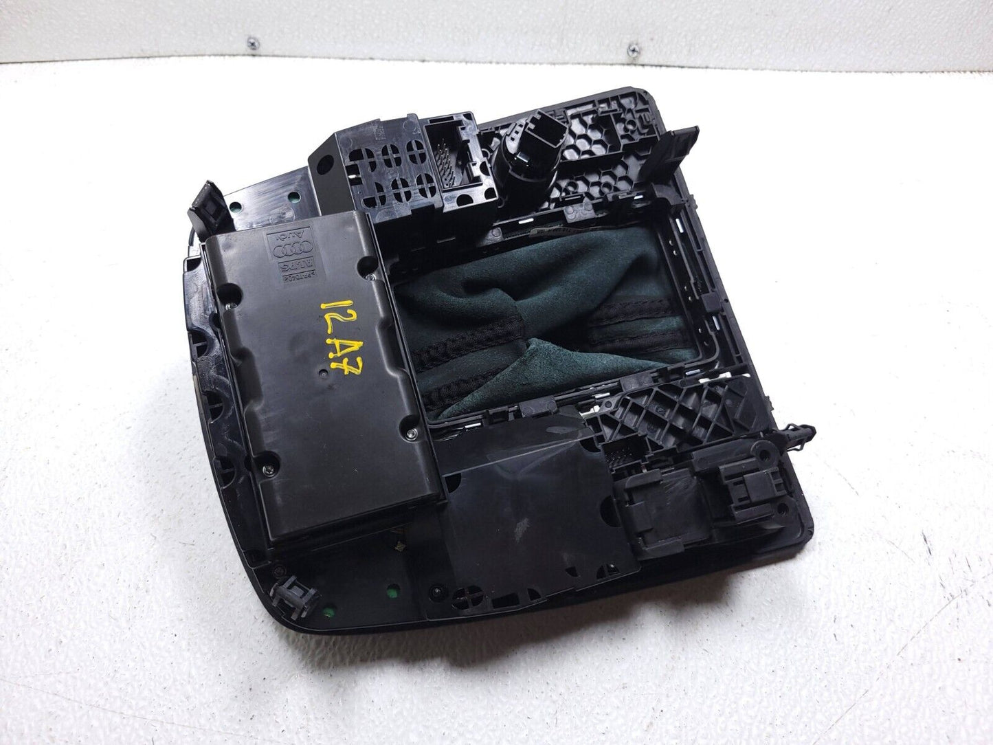 12 13 14 15 16 17 Audi A7 Gear Shifter Panel Boot Knob OEM