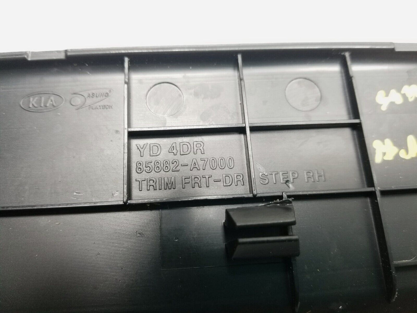 14 15 16 Kia Forte Front Passenger Door Step Sill Scuff Plate Right OEM 73k