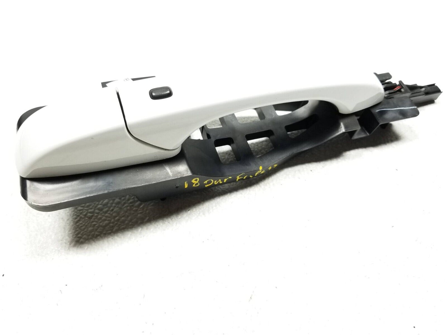 16 17 18 19 20 Dodge Durango Front Right Passenger Side Exterior Door Handle OEM