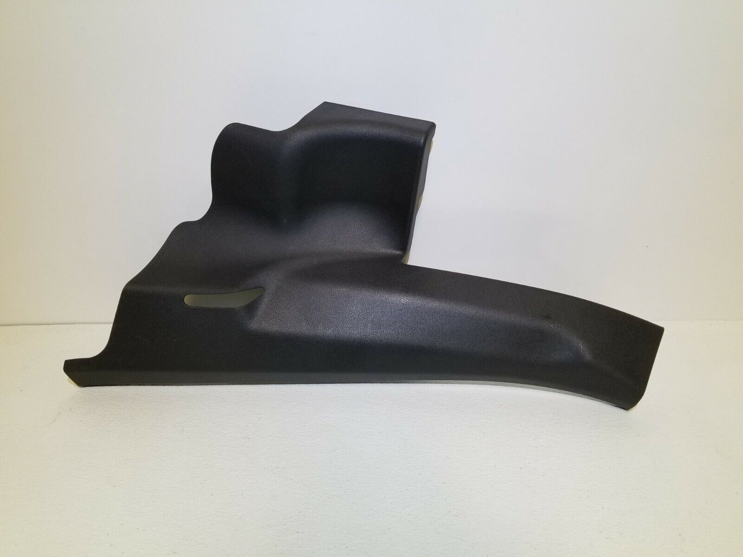 11 12 13 14 15  Audi Q7 Rear Left Driver Side C Pillar Lower Trim OEM 87k Miles