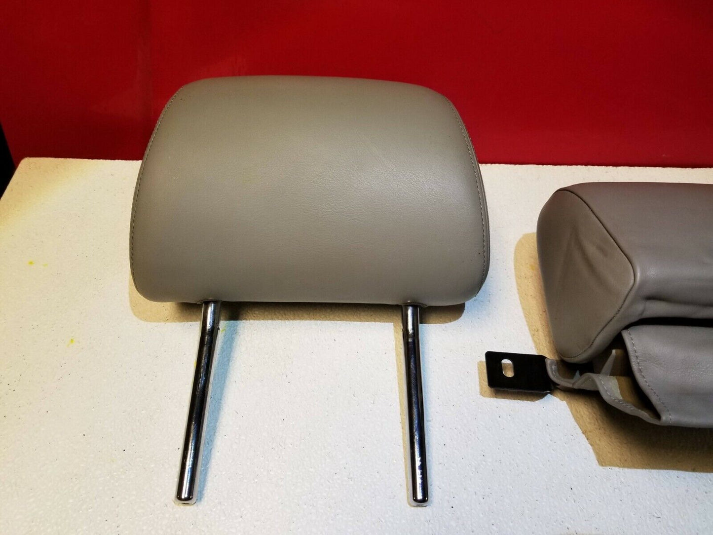 04 05 06 07 Audi A8 Rear Seat Headrest 3pcs OEM
