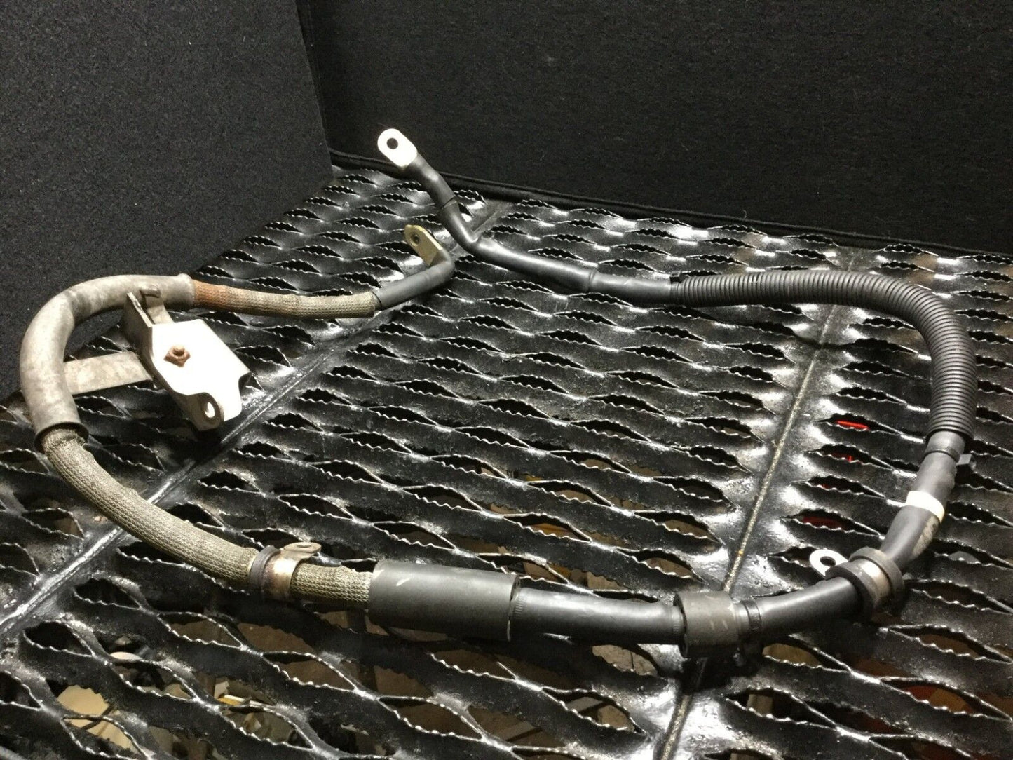 04 05 06 Porsche Cayenne 3.2l Positive Battery Cable Wiring Harness OEM