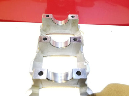 09 10 11 12 13 Mazda 6 2.5l Crankshaft Housing Support Bracket OEM 119k Miles