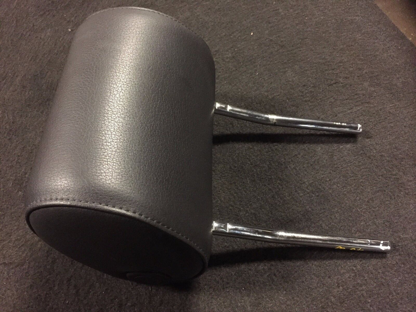 05 06 07 08 Audi A6 Front Right Passenger Seat Headrest Leather OEM