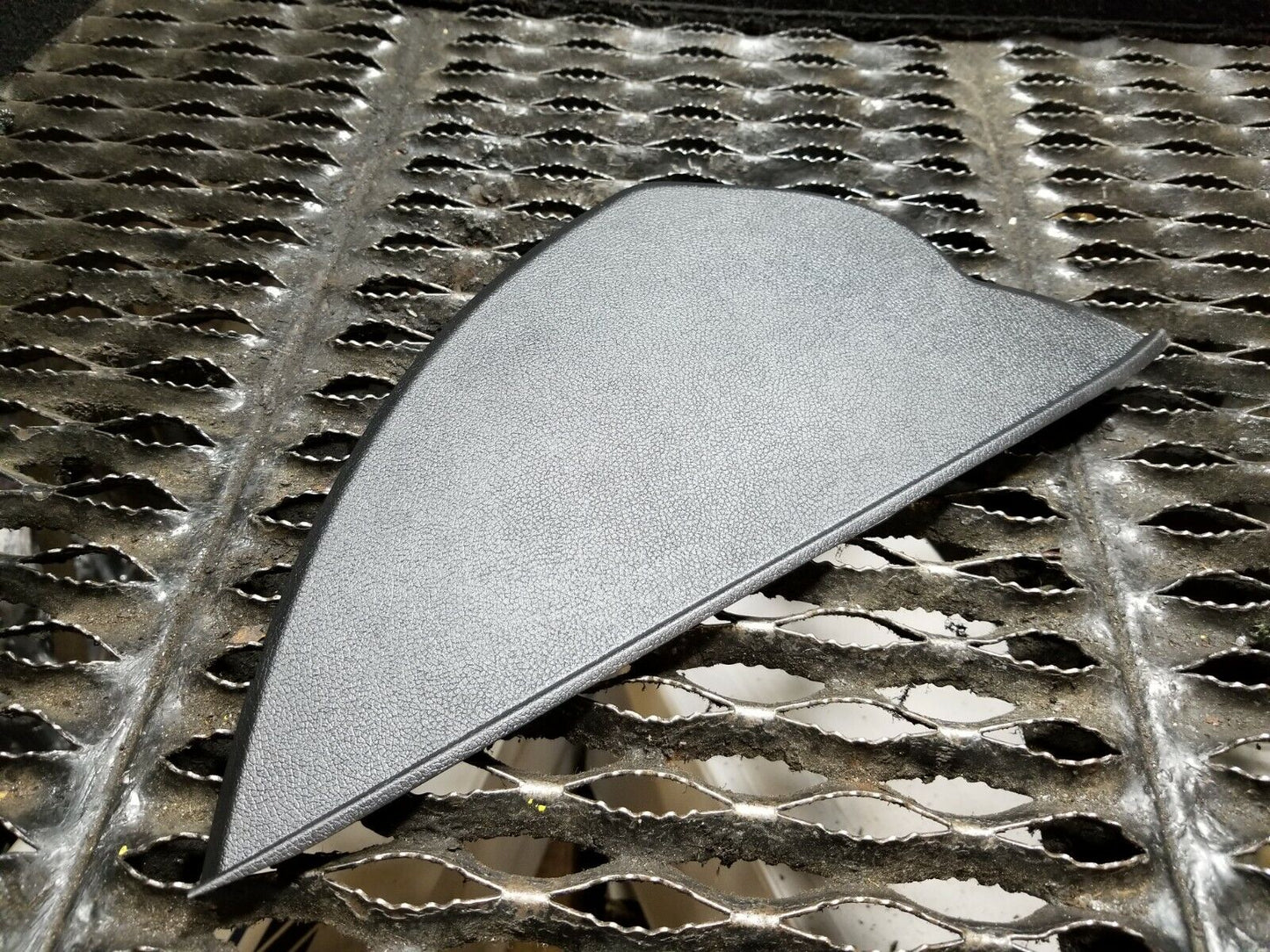 12 13 14 15 16 Hyundai Veloster Dash End Cap Cover Right Pass Side OEM