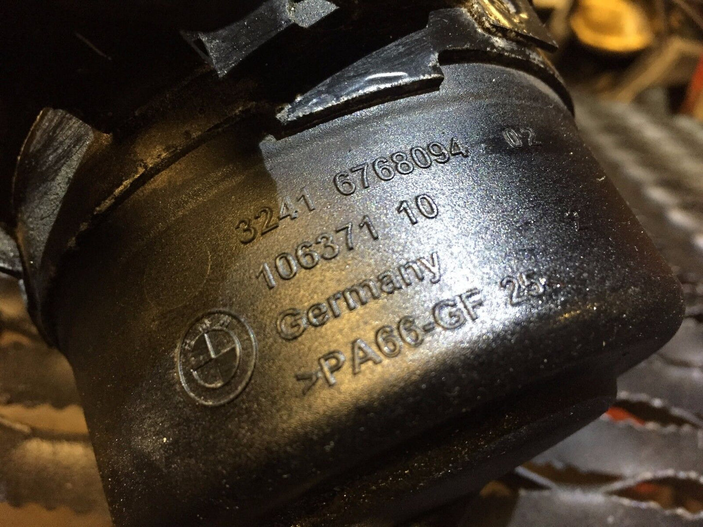 07 08 09 10 11 BMW E90 328xi Power Steering Fluid Reservoir Tank OEM