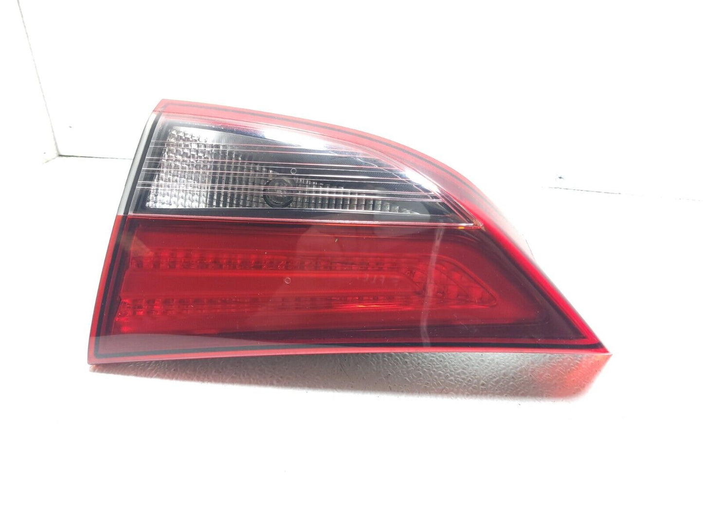 14 15 16 Hyundai Elantra Tail Light Inner Right Pass Side OEM Sedan