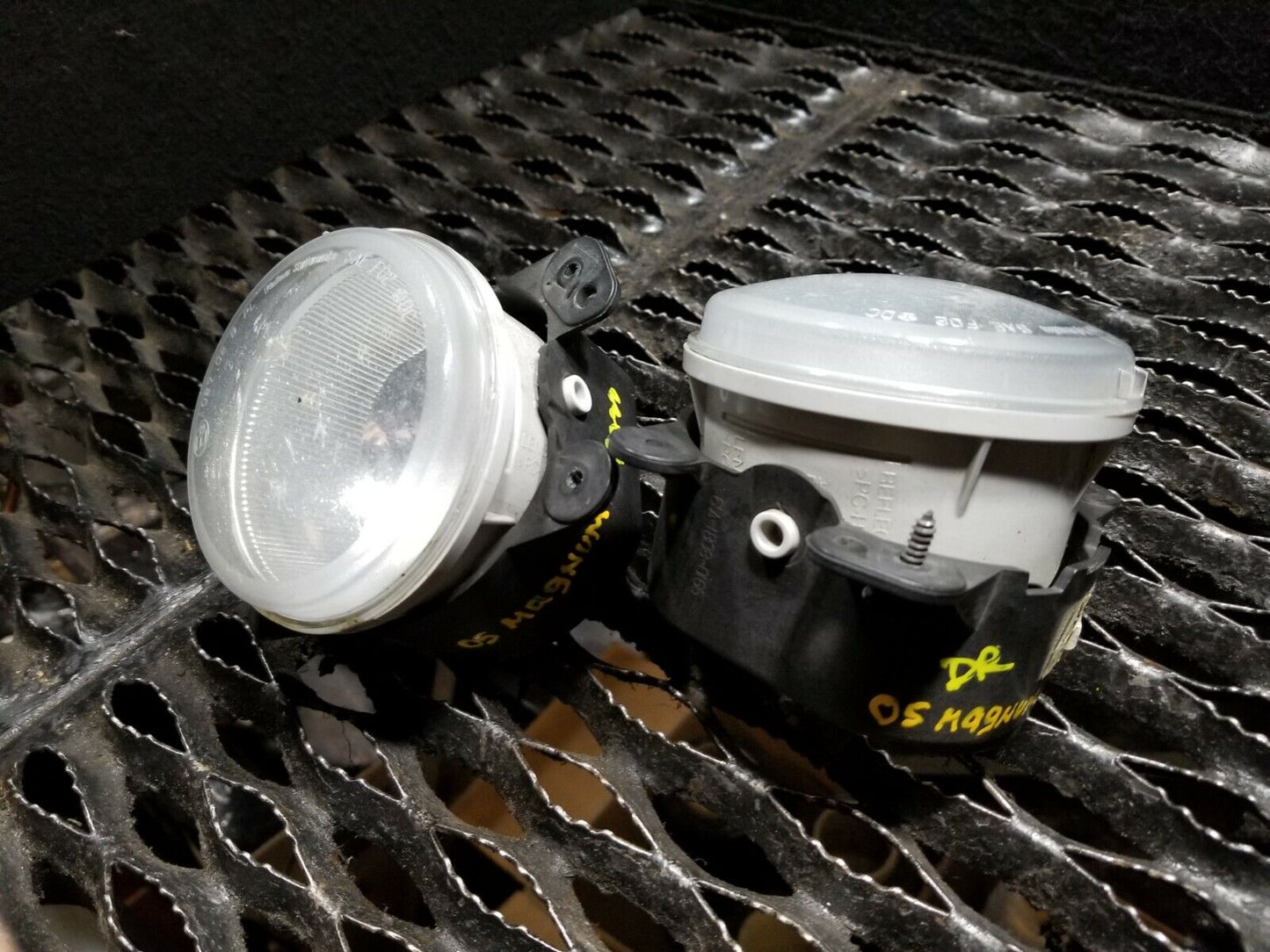 05 06 07 Dodge Magnum Rt Fog Light Lamp Left And Right 2psc OEM