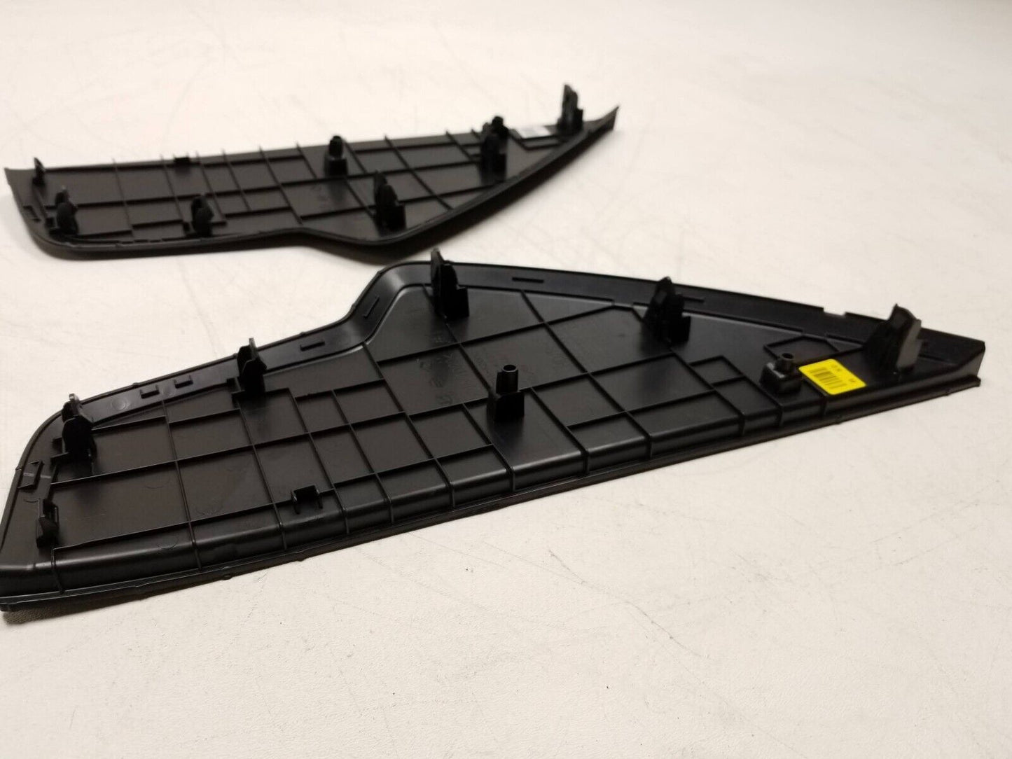 20 21 22 Hyundai Venue Dash End Cap Trim Cover Pair OEM