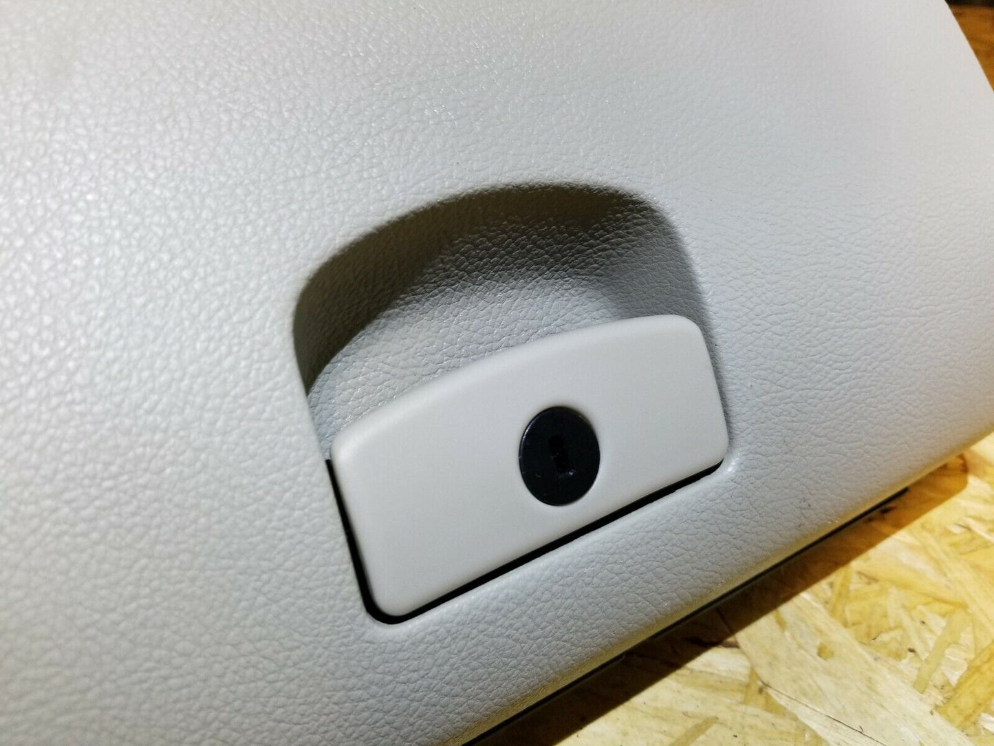 10 11 12 13 14 Subaru Legacy Glove Box OEM