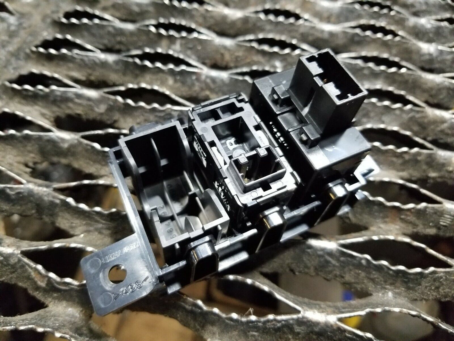 10 11 12 13 Infiniti G37 Coupe Traction Off Trunk Opener Switch Control OEM 99k
