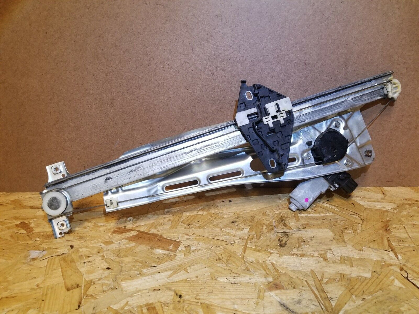 2007 2008 2009 Acura MDX Front Right Pass Door Window Regulator W/ Motor OEM