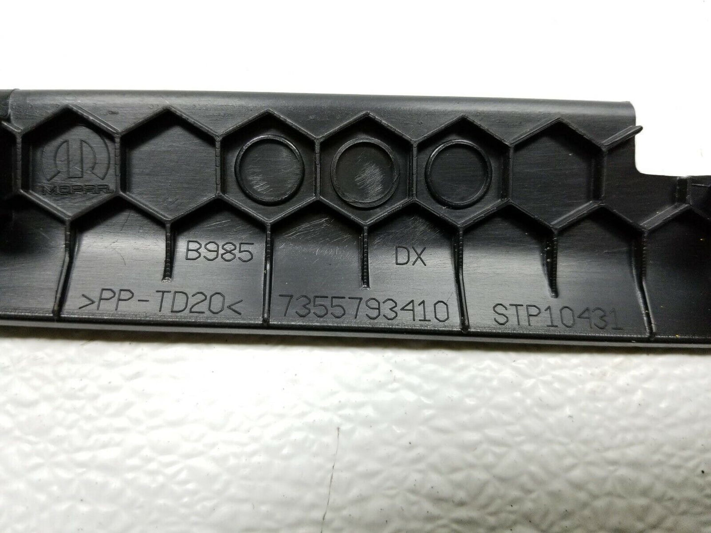 15 16 17 Jeep Renegade Front Right Side A Pillar Middle Cover Trim OEM 62k Miles