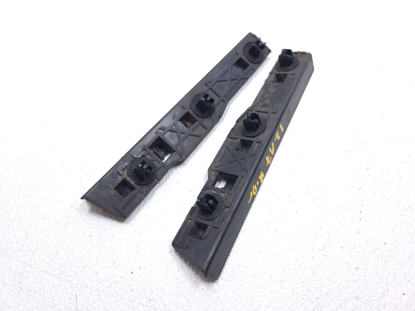 12 13 14 15 16 17 Audi A7 Rear Bumper Mount Bracket Left & Right Pair OEM