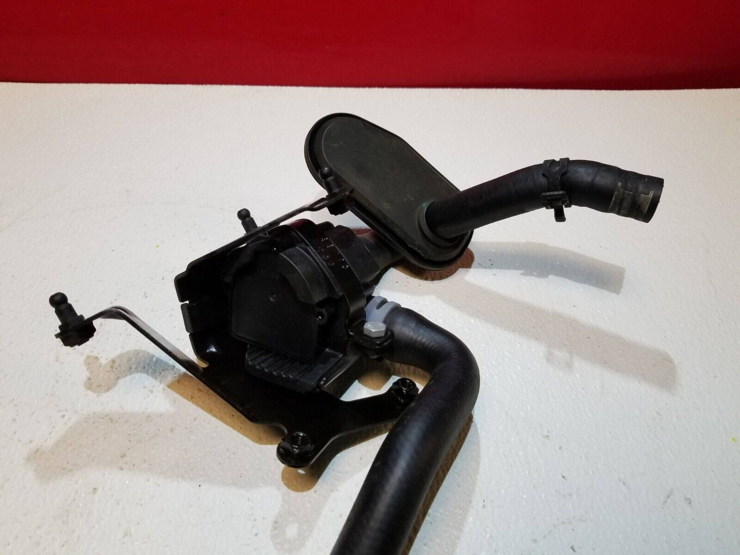 12 13 14 15 Audi A6 3.0t Engine Coolant Auxiliary Water Pump W/ Bracket OEM