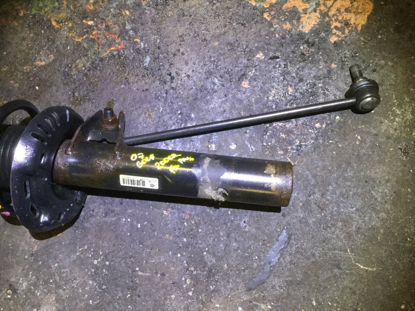 06 07 08 09 VW Golf Rabbit Front Pass Right Shock Strut W/ Coil Spring OEM D15