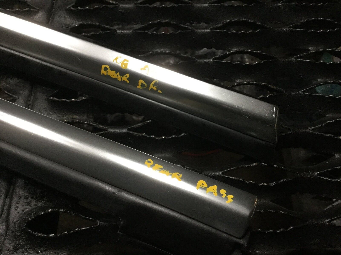 03 04 05 06 Audi A4 B6 Cabrio Door Window Slot Seal Left & Right Pair Trim OEM