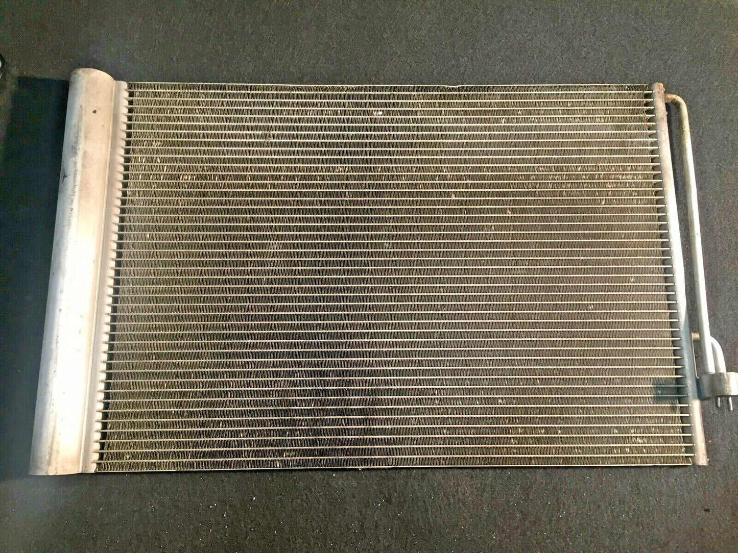 02 03 04 05 BMW 745i E65 AC A/c Radiator Condenser 8379885 OEM