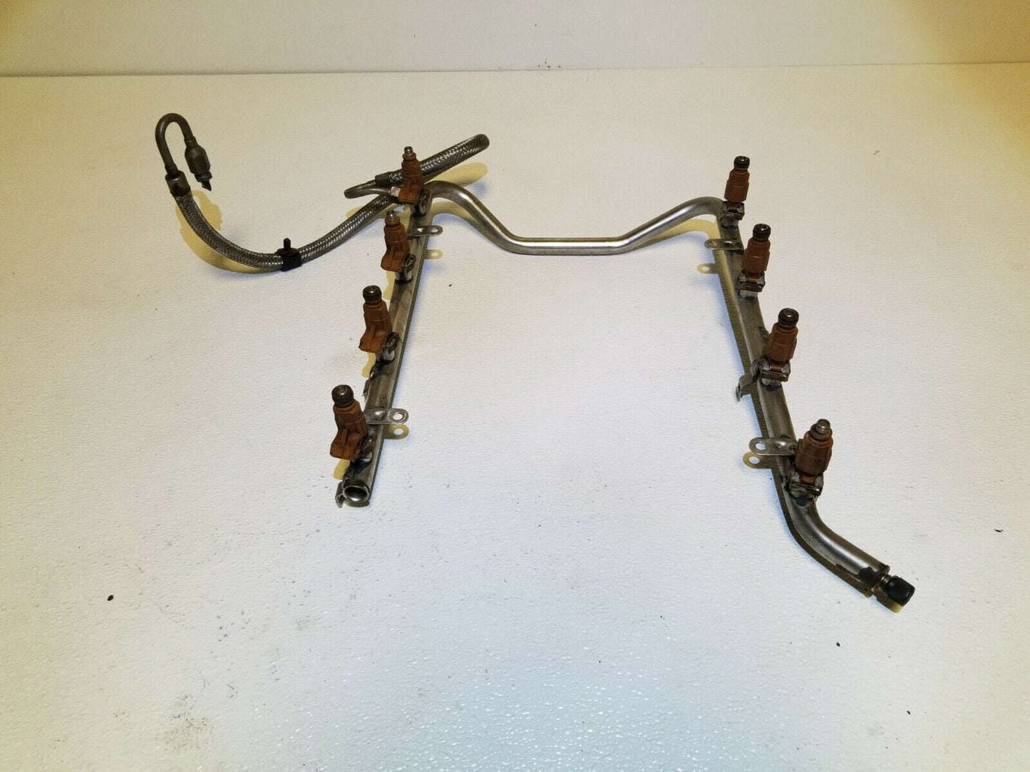 03 04 05 06 Mercedes CL500 Fuel Rail W/ Injectors OEM M113 5.0l