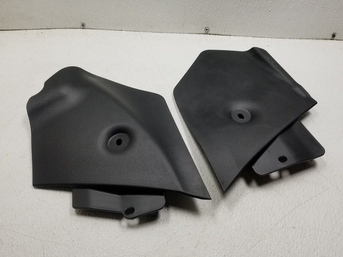 14 15 16 17 Hyundai Elantra Gt Center Console Cover Trim Left & Rigth Pair OEM