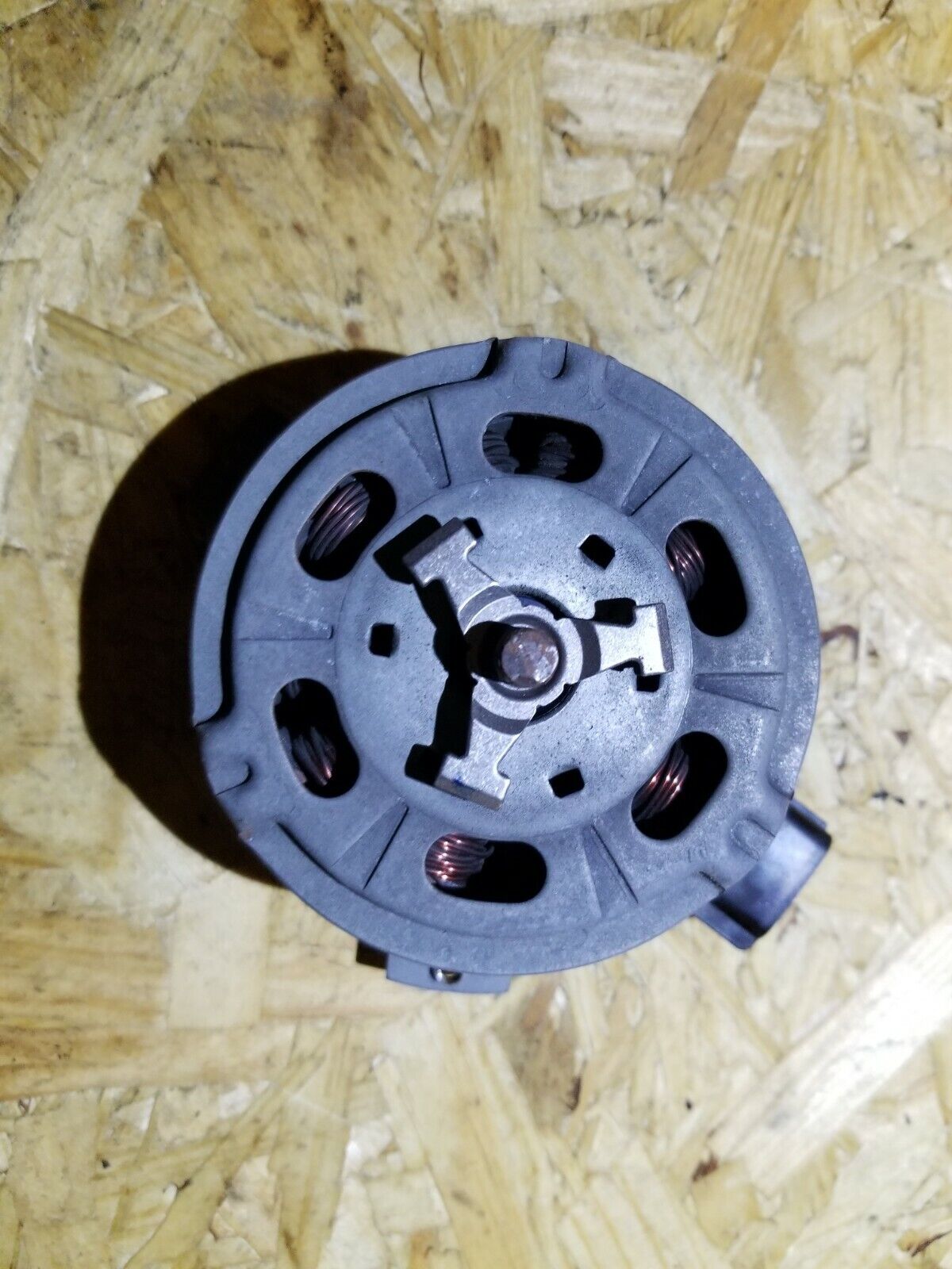 15 16 17 Chevrolet Equinox Engine Cooling Fan Motor OEM 24k