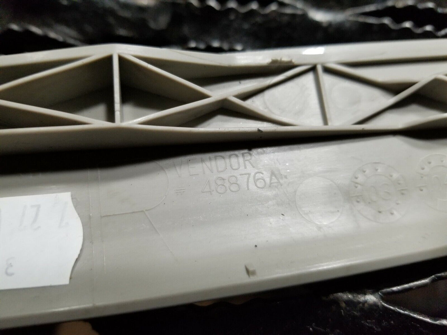 05 06 07 Dodge Magnum Dash Right Passenger Trim Strip Bezel OEM