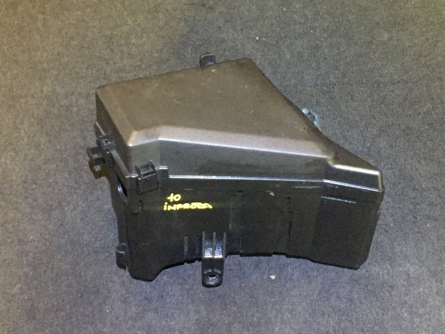 08 09 10 Subaru Impreza 2.5 Fuse Box Engine Compartment OEM D43