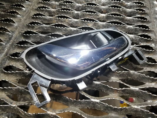 16 17 18 19 Nissan Sentra Front Right Passenger Interior Door Handle OEM